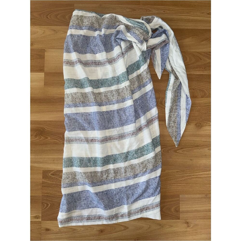 ZARA women’s side tie skirt or cover up